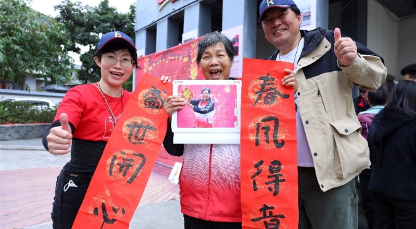 用影像记录美丽乡村， 佳能（中国）走进江门市开平市塘口镇祖宅村“送幸福大片”